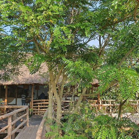 Topi Lodge Katunguru Exterior photo