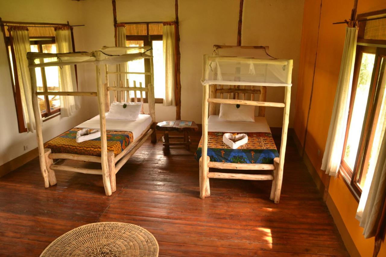 Topi Lodge Katunguru Exterior photo